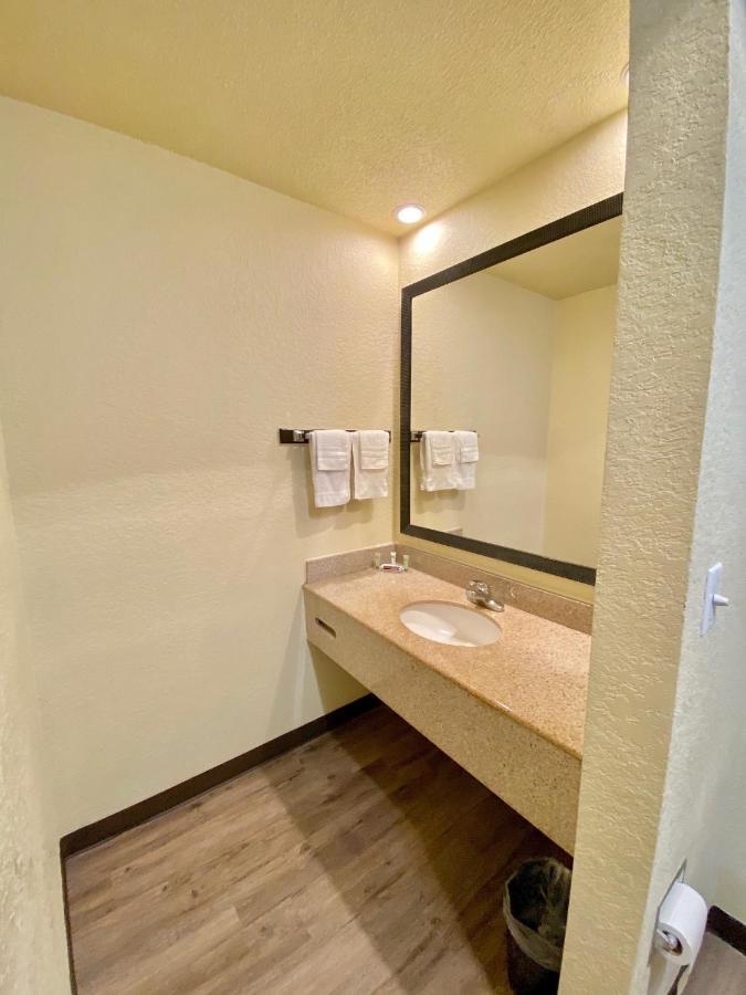 Travelers Inn Elizabeth City Extérieur photo