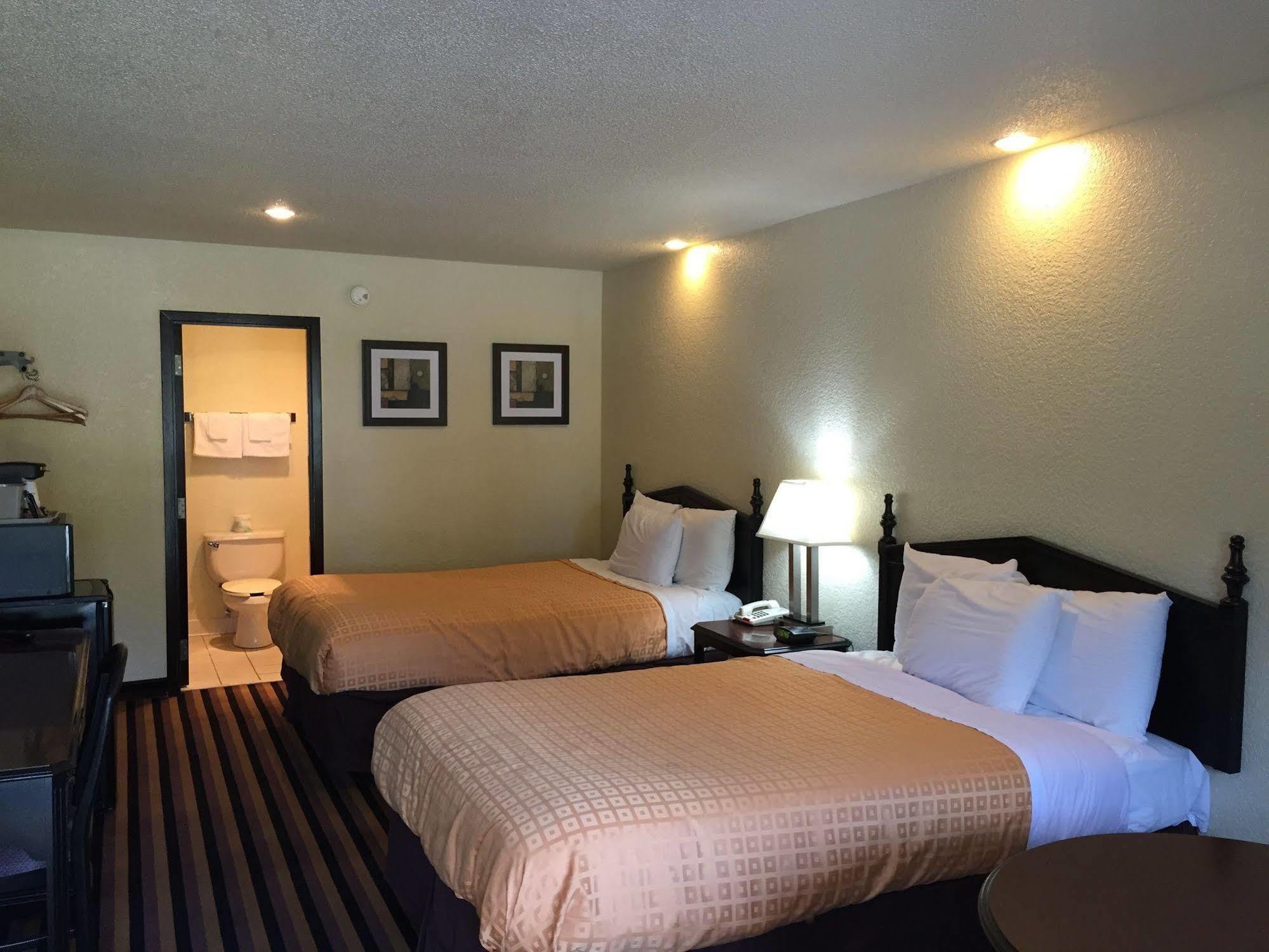Travelers Inn Elizabeth City Extérieur photo